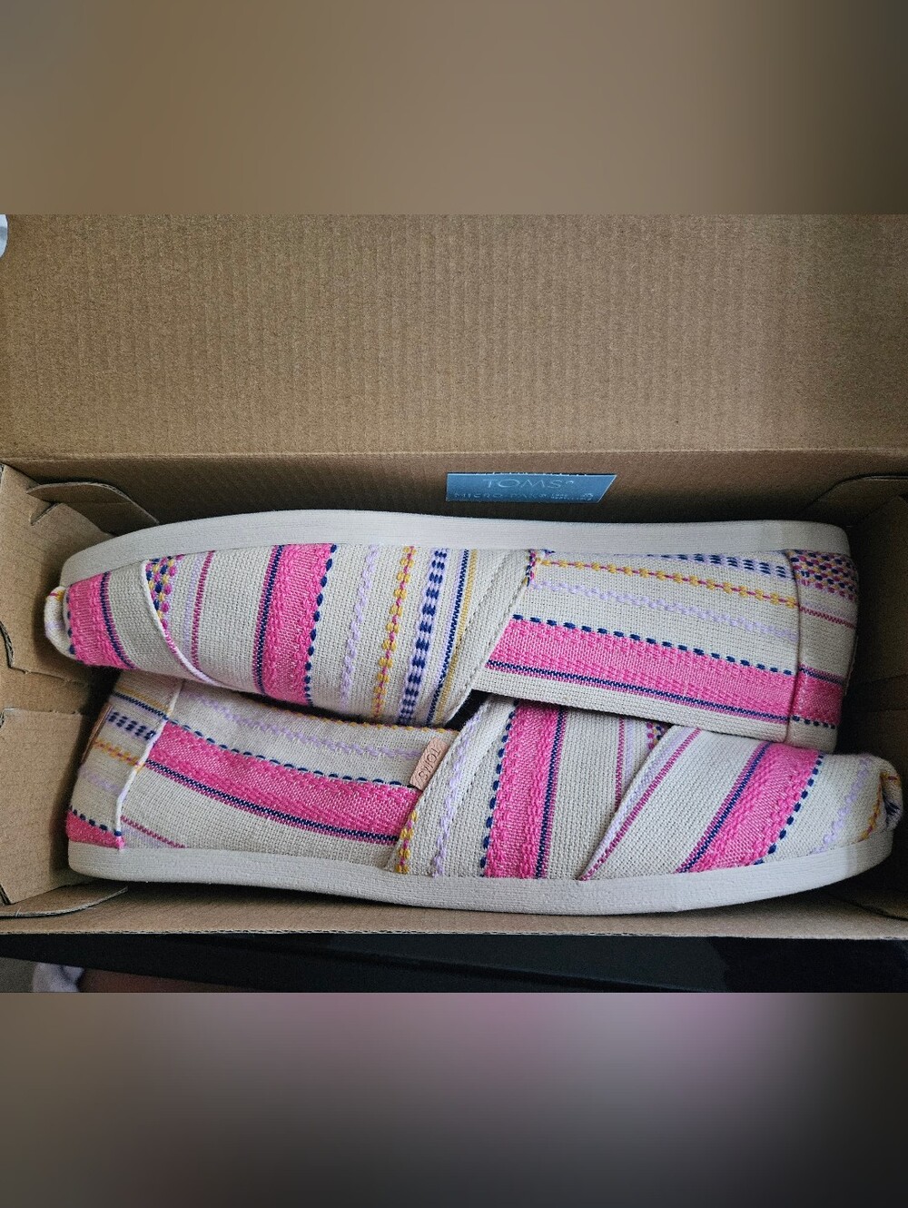 Toms Canvas Shoes